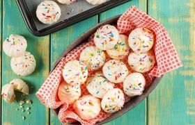 طرز تهیه شیرینی پفکی مخصوص عید نوروز