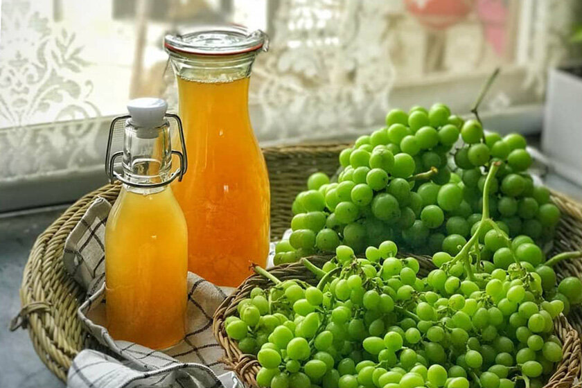 فصل آبغوره گیری نزدیک است، درست کردن ترشی غوره هم کاری ندارد 