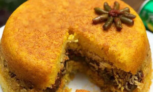 طرز تهیه لوبیا پلو با ته چین ؛ غذای خوشمزه پاییزی با عطر دارچین و زعفران
