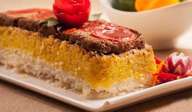 طرز تهیه ته‌چین کباب؛ ترکیب خوشمزه کباب و پلو