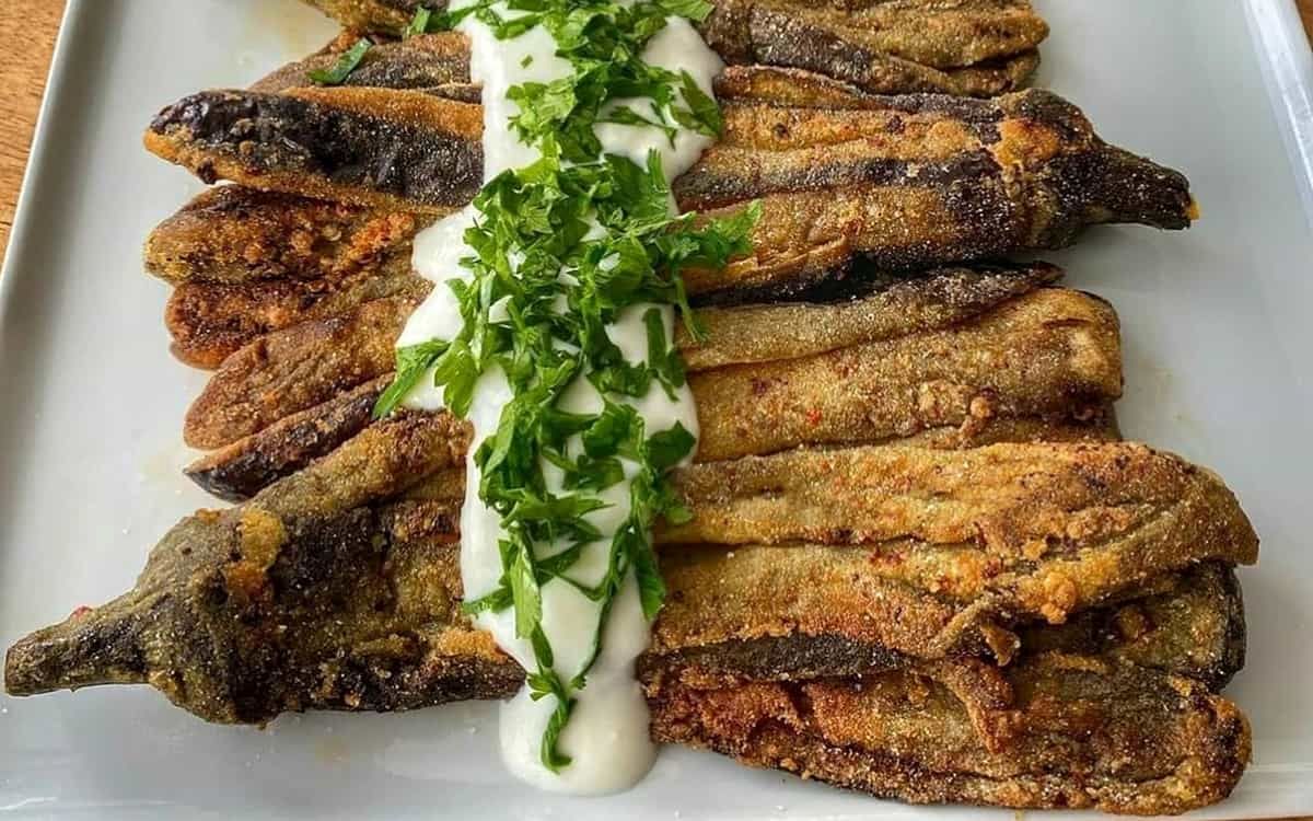 دستور پخت بادمجان سوخاری؛ میانوعدهای ترد و خوشمزه
