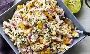 طرز تهیه سالاد تابستانی ذرت و مرغ مخصوص دورهمی‌ها