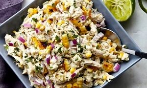 طرز تهیه سالاد تابستانی ذرت و مرغ مخصوص دورهمی‌ها