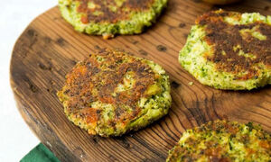  طرز تهیه کوکو کلم؛ کوکو سالم و مقوی با طعم بی‌نظیر