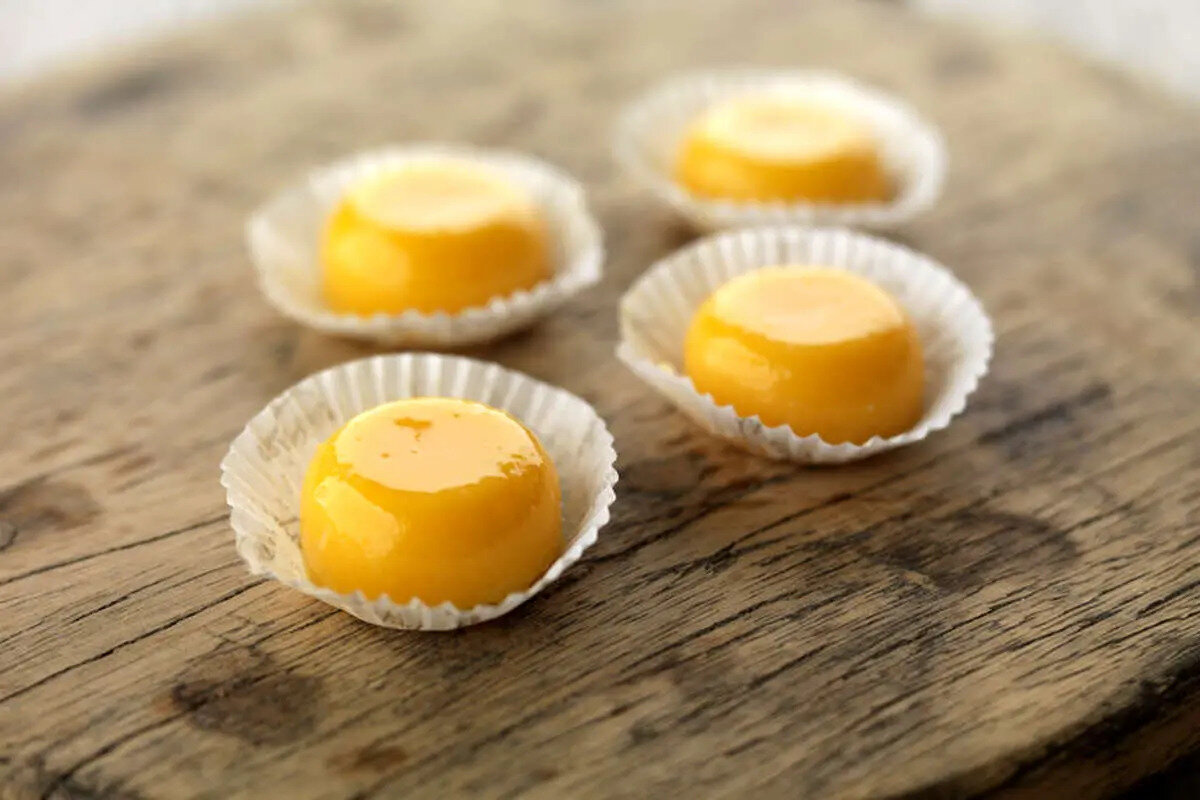  طرز تهیه کوایندیم؛ دسر طلایی برزیل با طعمی درخشان