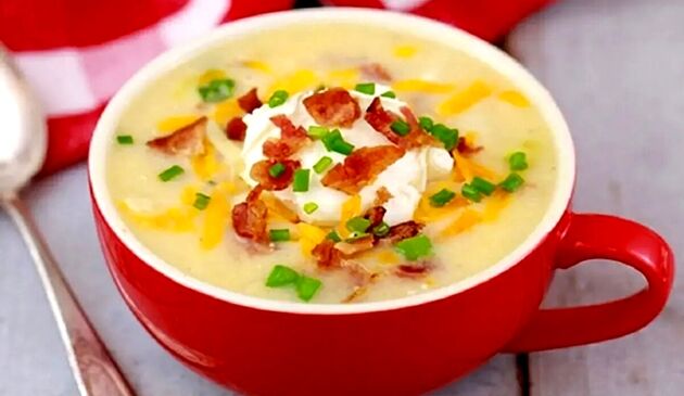 طرز تهیه سوپ سیب زمینی و پنیر با ژامبون