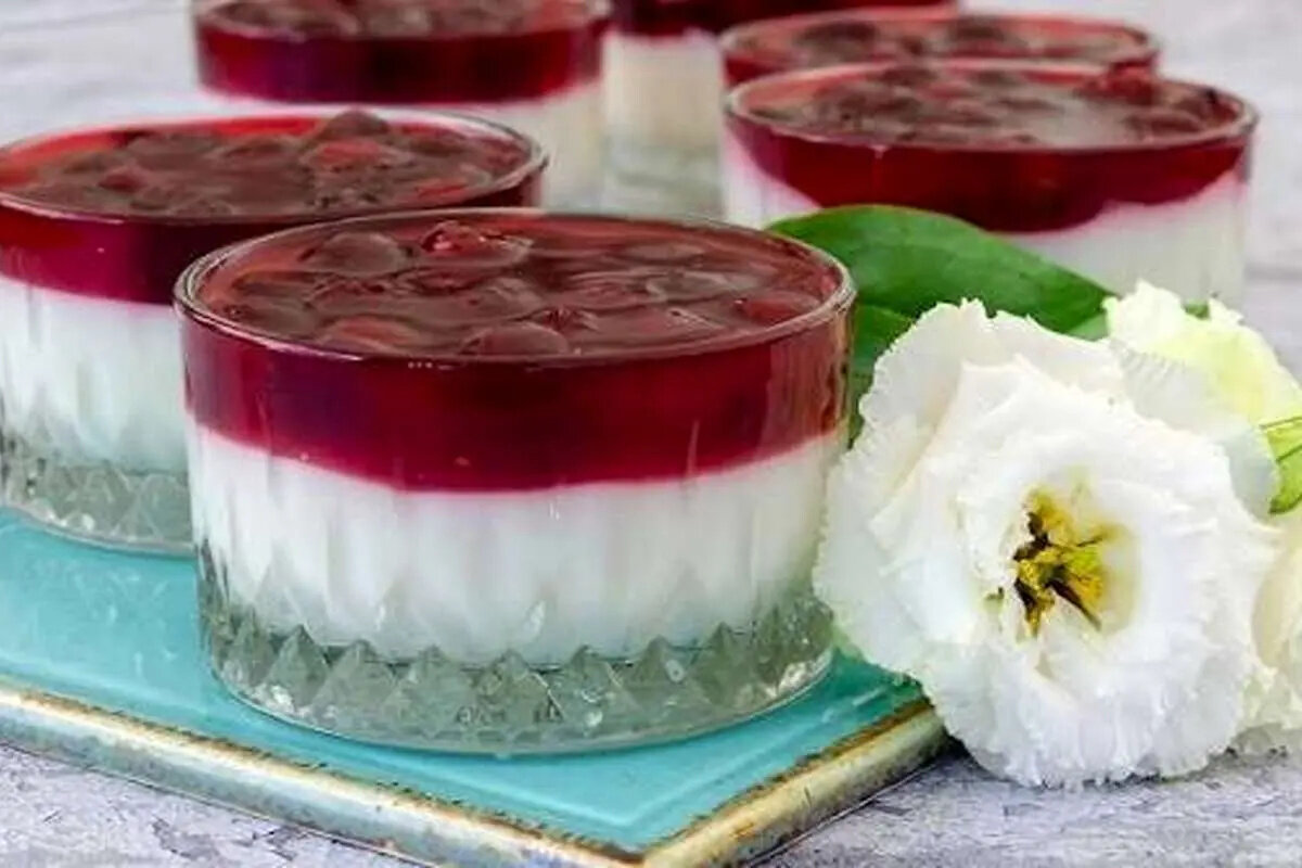 طرز تهیه محلبی آلبالو؛ دسر خنک و خوشمزه مخصوص فصل تابستان