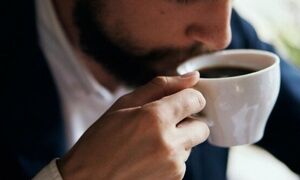 آیا کافئین دشمن بدن در گرما است؟
