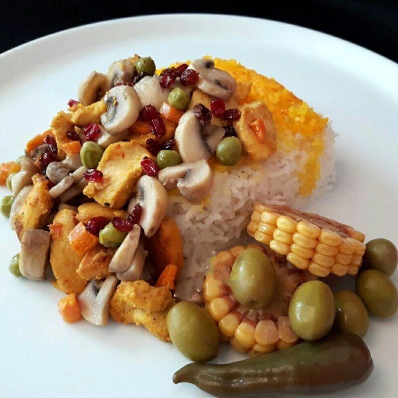 طرز تهیه قارچپلو با نخودفرنگی؛ یک غذای گیاهی مجلسی